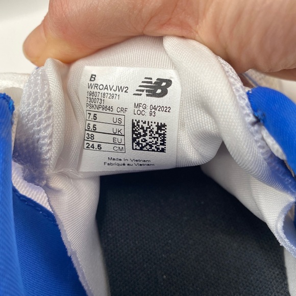 NEW BALANCE Fresh Foam Roav Running Sneaker- Womens 7.5 - Picture 8 of 8